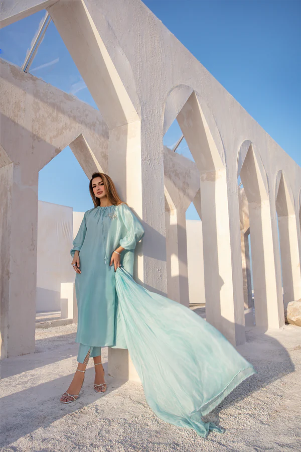POWDER BLUE PEARL-EMBELLISHED SET