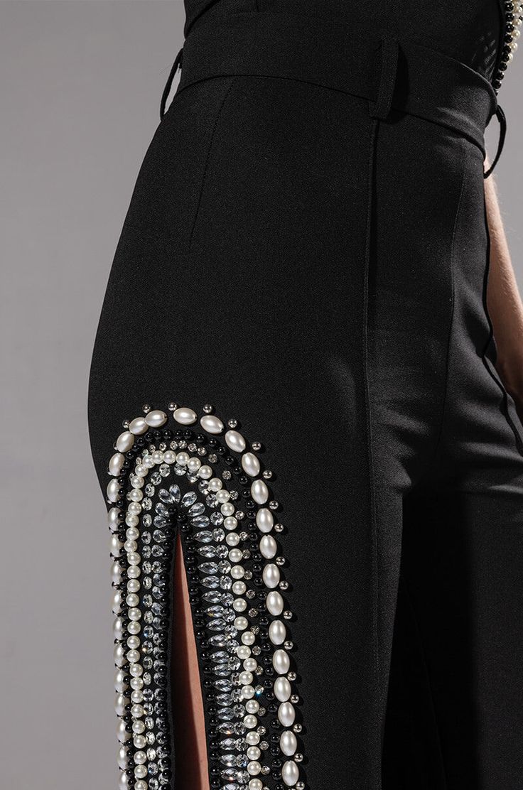 LUXURIOUS SIDE SLITS PANTS