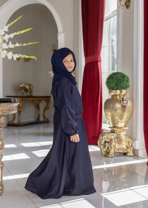 Kids abaya set close-up showing soft georgette fabric and sleeve detail