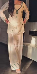 White Farshi Jora | Azadi Sale